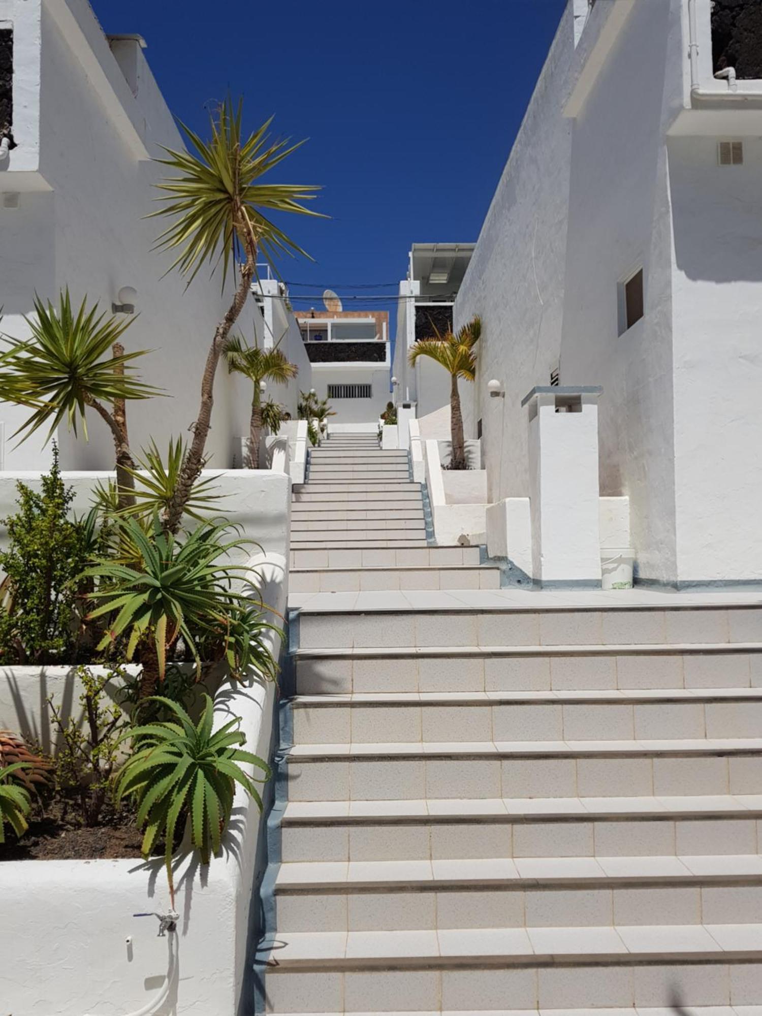 Stunning 2 Bedroom Duplex Close To Main Beach With Seaviews Puerto del Carmen  Exterior photo