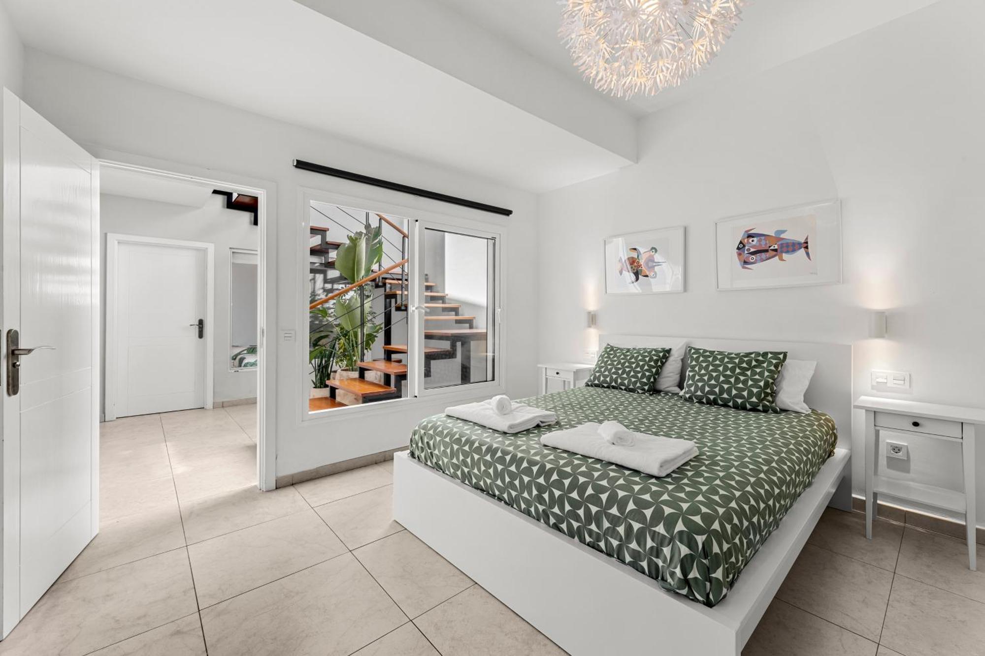 Stunning 2 Bedroom Duplex Close To Main Beach With Seaviews Puerto del Carmen  Exterior photo