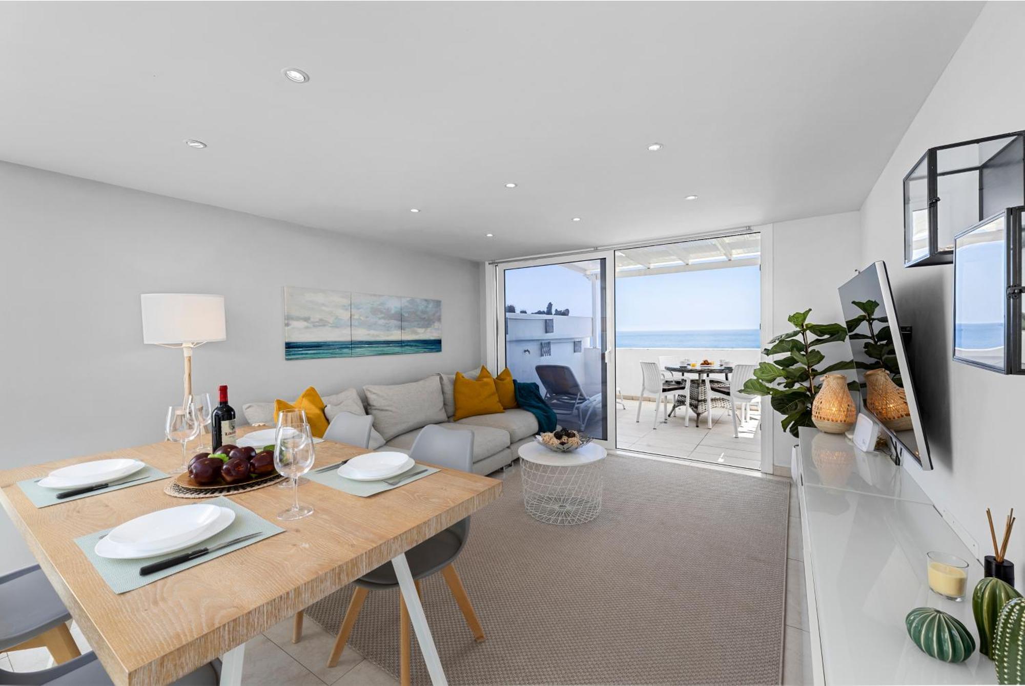 Stunning 2 Bedroom Duplex Close To Main Beach With Seaviews Puerto del Carmen  Exterior photo